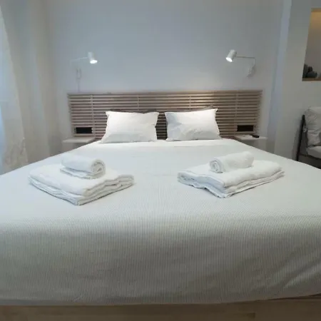 Downtown Syntagma Apartment 1-3